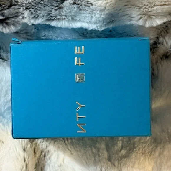 FENTY Beauty Parfum BODY CREME 6.7oz/ 200mL - Picture 2 of 9